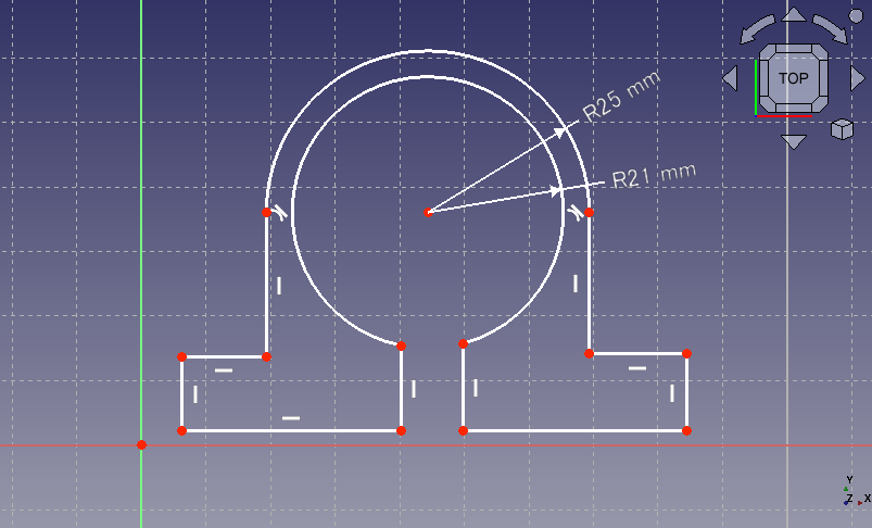 外側の円弧と左右の直線を正接拘束